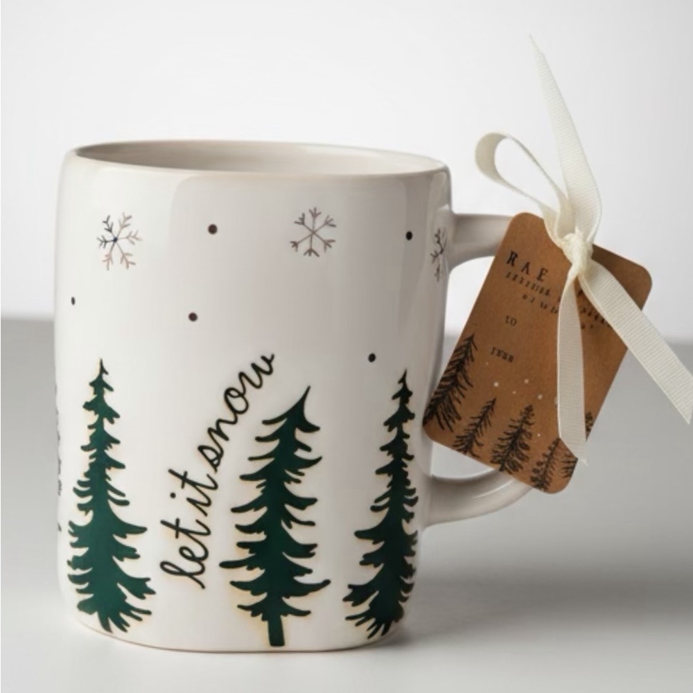 Rae Dunn Let It Snow Mug - White and Green